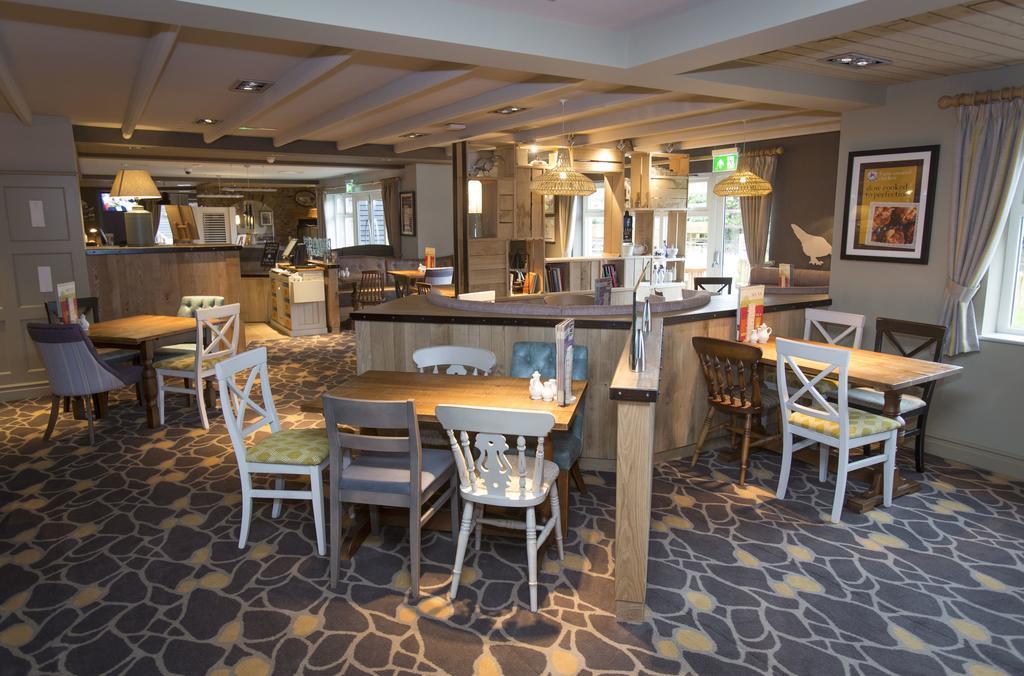 Penny Hedge, Whitby By Marston'S Inns Extérieur photo